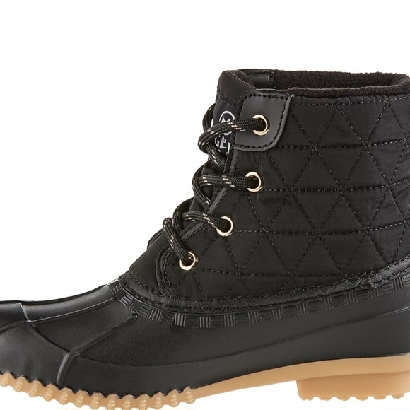 Magellan Outdoors Women Quilted Duck Boots - Picture 2 of 6